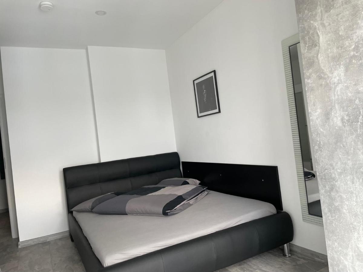 Cozy 2-Room Penthouse Lakeview W14 Букурещ Екстериор снимка