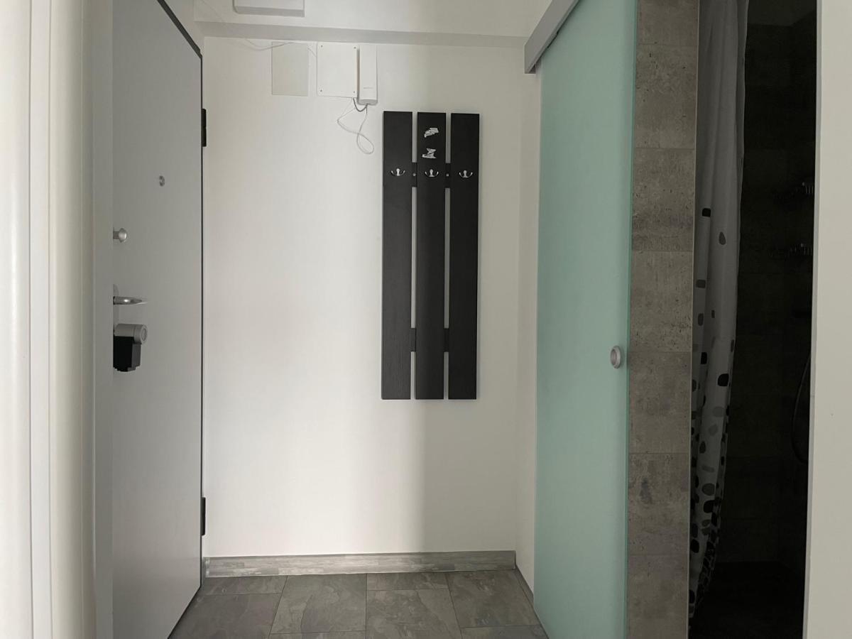 Cozy 2-Room Penthouse Lakeview W14 Букурещ Екстериор снимка